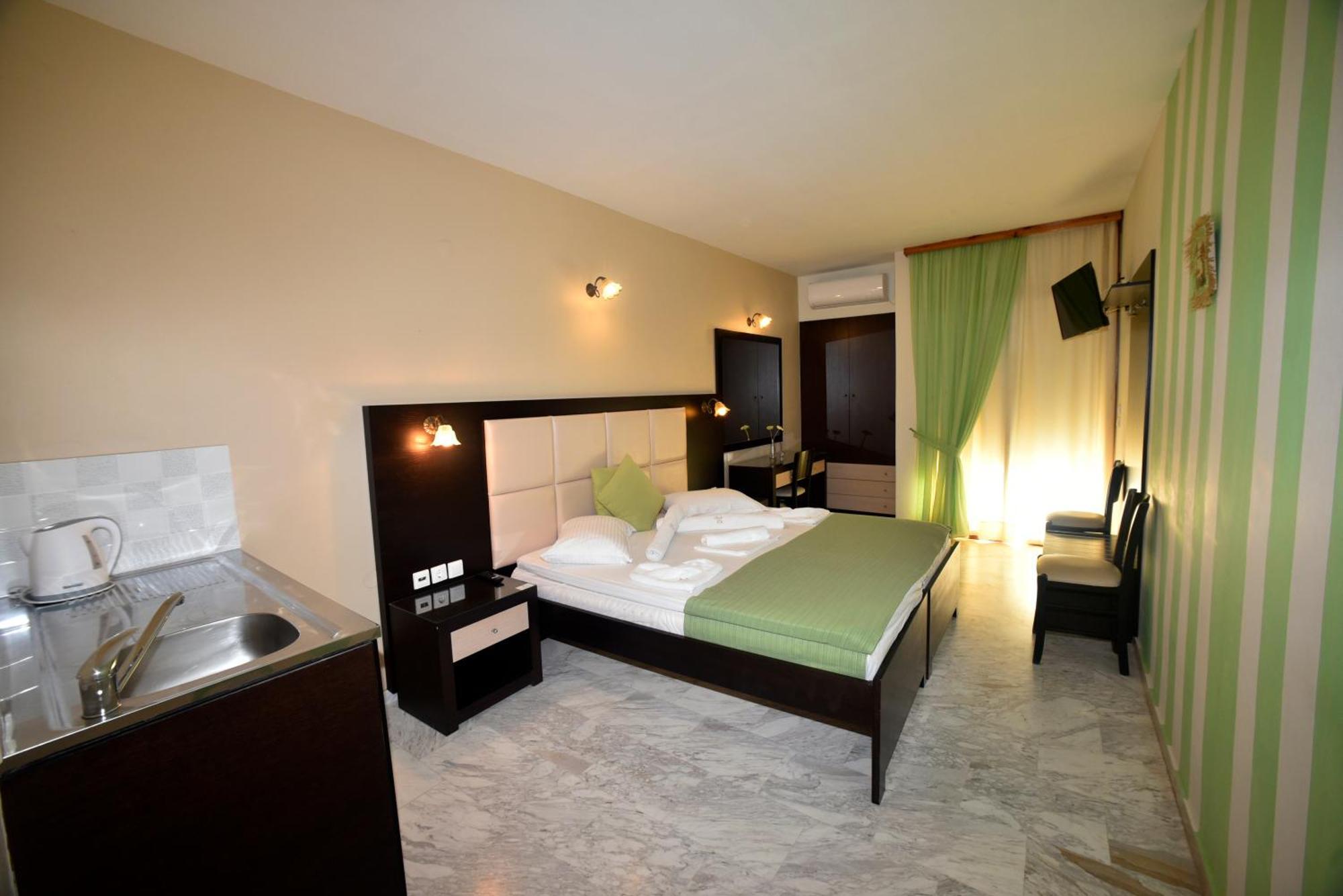 Sunset Hotel Петра Екстериор снимка